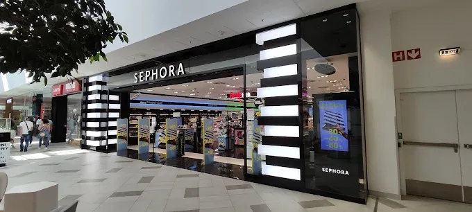 18-witryna-sephora.webp